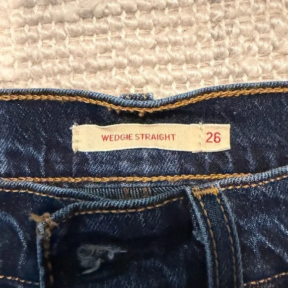 Levi's Premium Wedgie Straight Leg Jeans Size 26 - Picture 5 of 6
